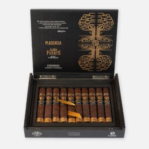 سيجار بلاسينسيا ألما فويرتي النيكاراغوي المضغوط بعلبة أنيقة.