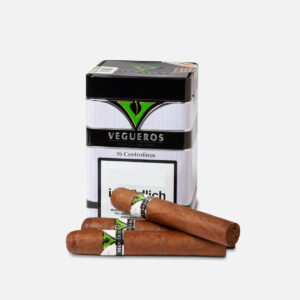 سيجار فيغيروس سنتروفينوس الكوبي في علبة أنيقة.