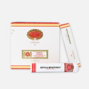 هويو دي مونتيري لي هويو دي ريو سيكو، تغليف سيجار كوبي أنيق.