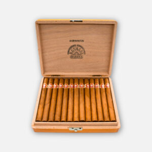 سيجار إتش أوبمان سير وينستون في صندوق خشبي أنيق.