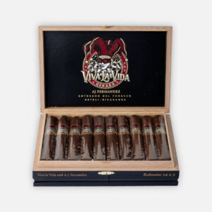 علبة سيجار فيفا لا فيدا من إيه جيه فيرنانديز، تقديم فاخر.