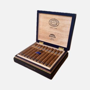 سيجار بارتاجاس لينيا مايسترا ريتو في علبة تقديم أنيقة.